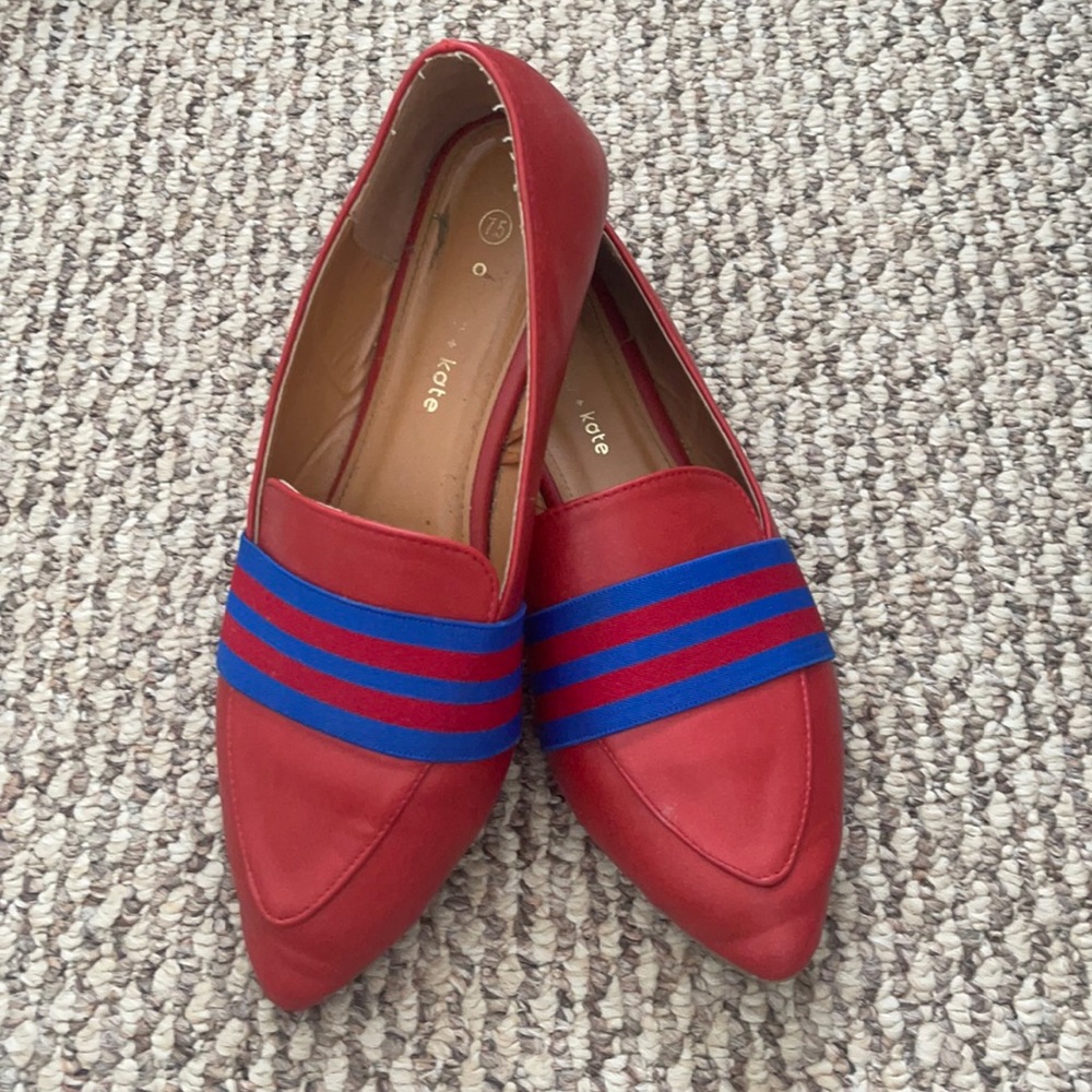 Red with blue shoes 7.5